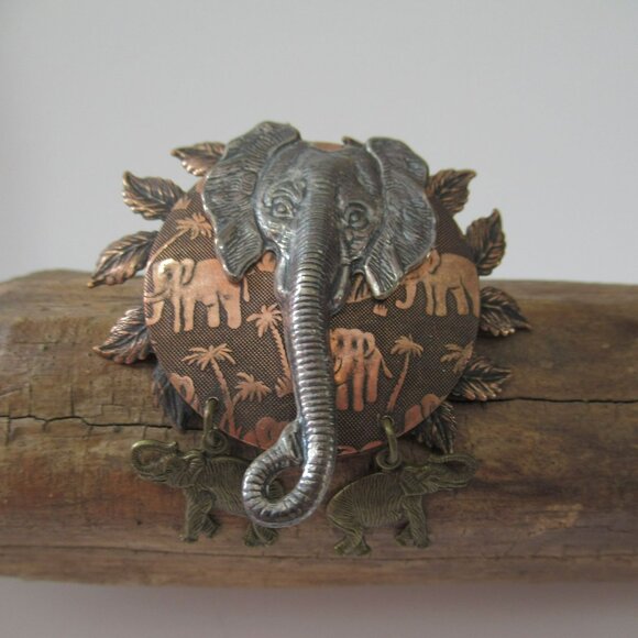 Vintage Elephant-Theme Mixed Metals Brooch Dangling Baby Elephant Charms - Picture 4 of 8